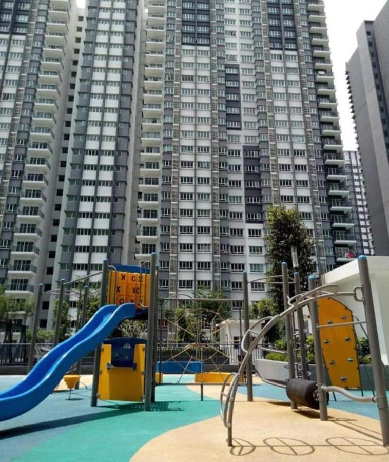 Cikta'Z Homestay Southville City Bangi Kampong Tangkas Exterior foto