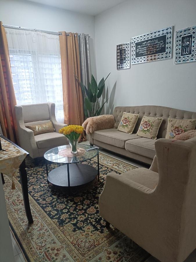 Cikta'Z Homestay Southville City Bangi Kampong Tangkas Exterior foto